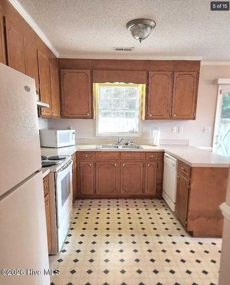 1035 Spring Forest Rd #D10 - Photo 5 of 15