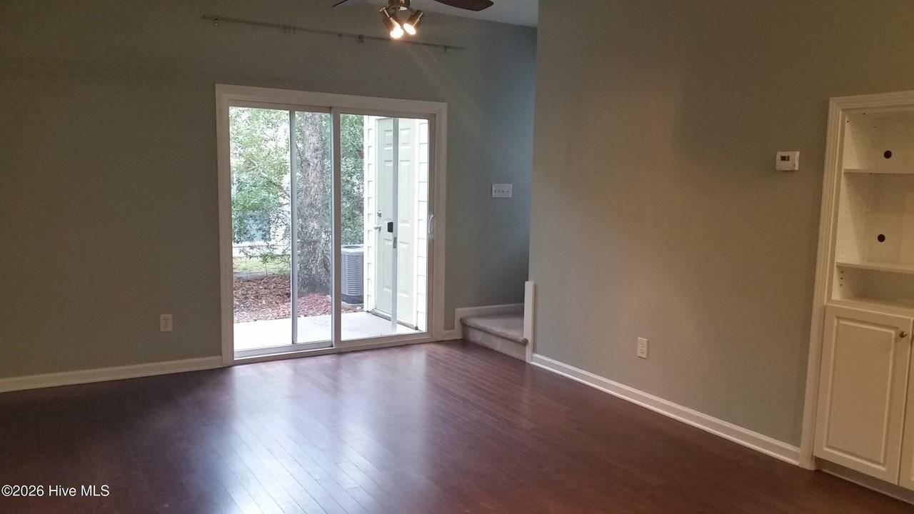5605 Juneberry Ct - Photo 4 of 6