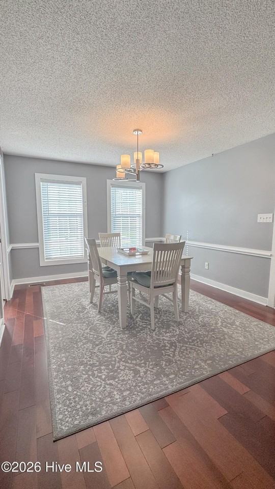 2106 Perry Dr - Photo 6 of 22