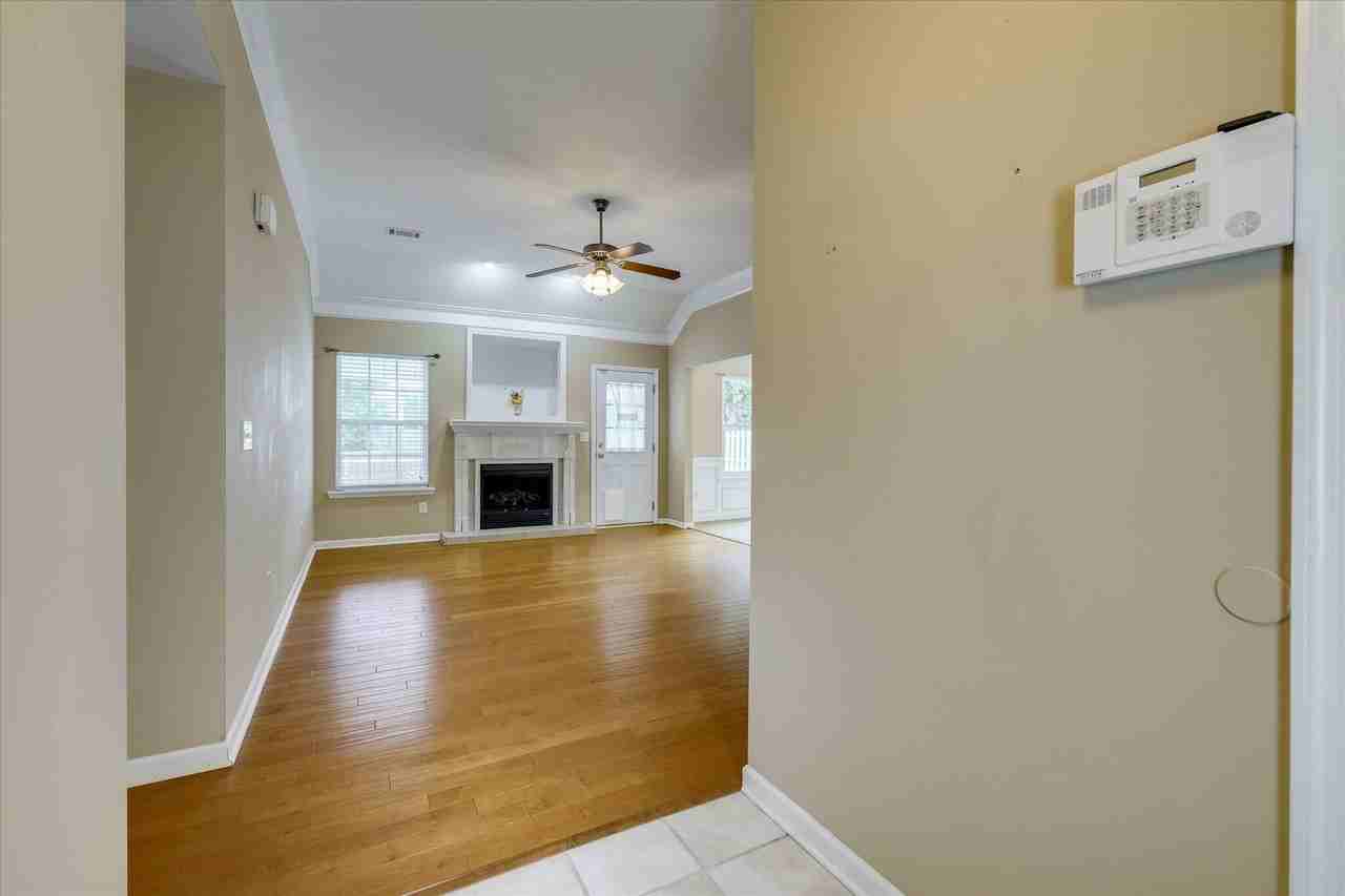 1004 Leigh Lake Rd - Photo 7 of 41