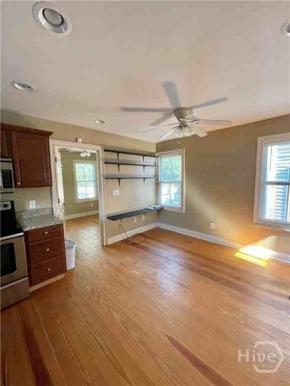 110 E Duffy St - Photo 6 of 11