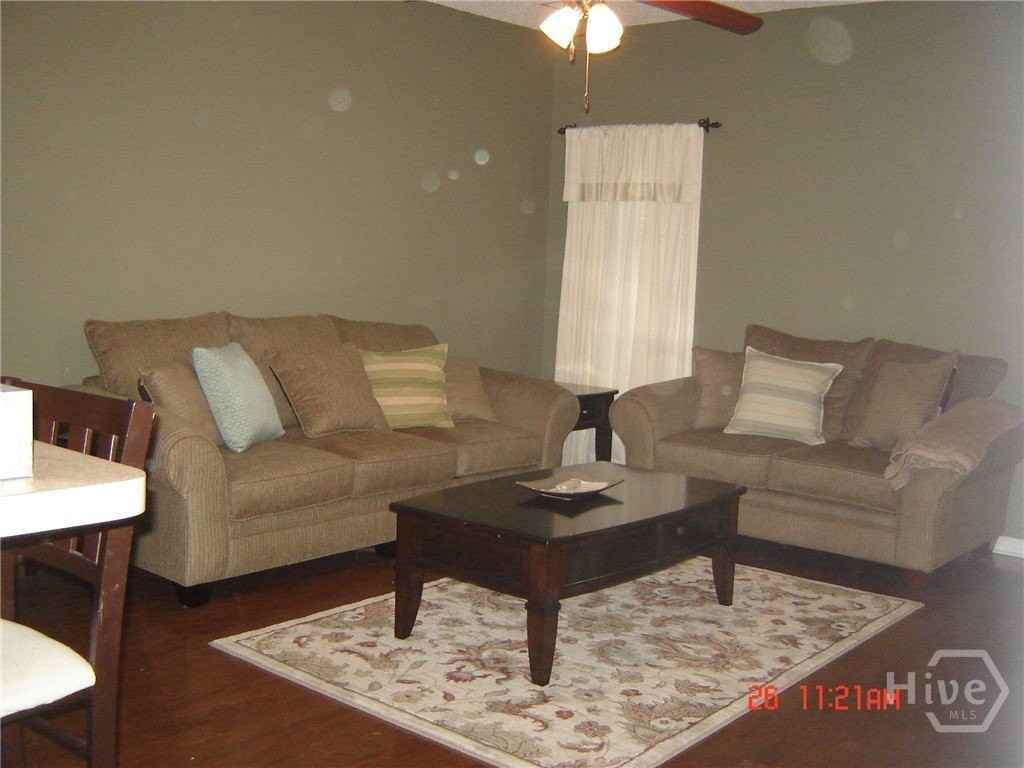 10 Travertine Cir - Photo 4 of 15