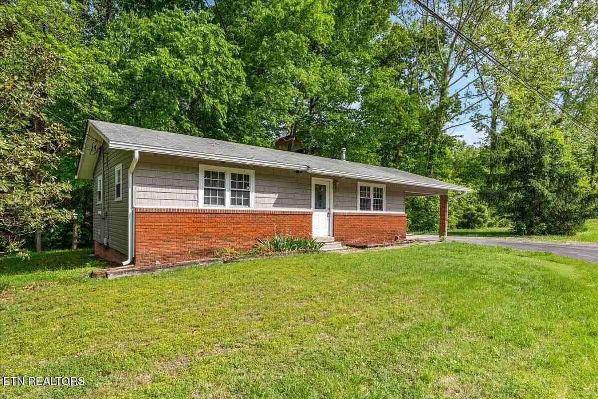 1004 Murphy Rd - Photo 2 of 25
