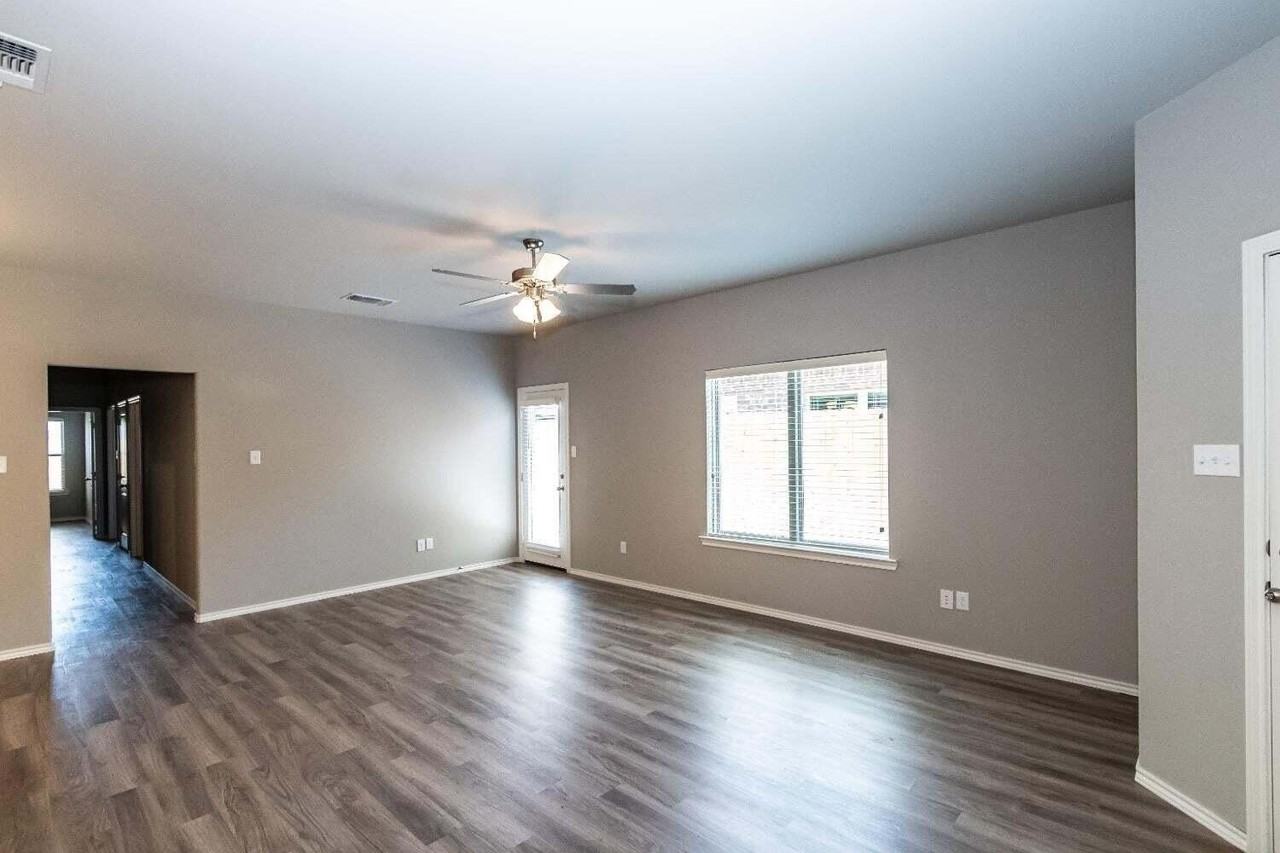 1218 Preston Trl #A - Photo 6 of 24