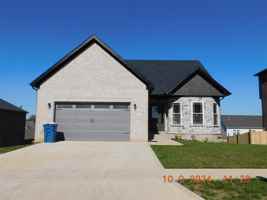 featured image of 121 Dove Run Cir