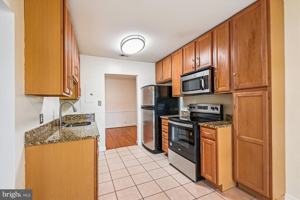 featured image of 300 Hilltop Ln