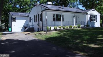 featured image of 2608 Holly Dr