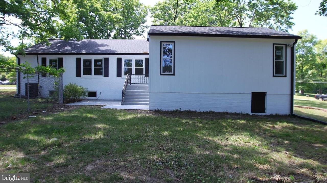 2608 Holly Dr - Photo 4 of 39