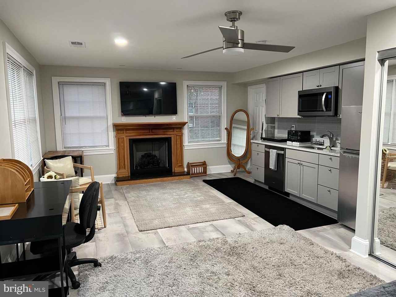 7703 Newcastle Dr - Photo 5 of 7