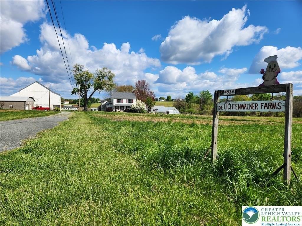 4939 Indian Creek Rd - Photo 2 of 22