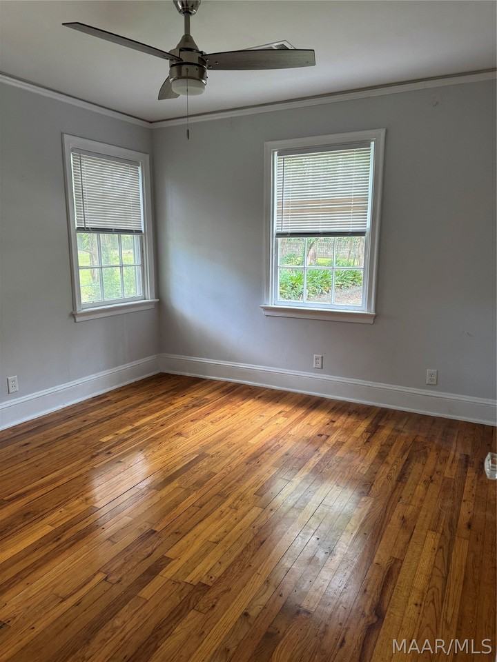 2028 Ridge Ave - Photo 7 of 18