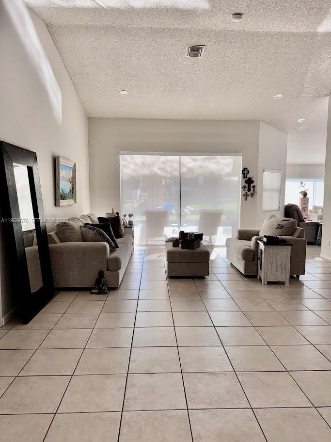 1080 Nw 100th Way - Photo 5 of 24