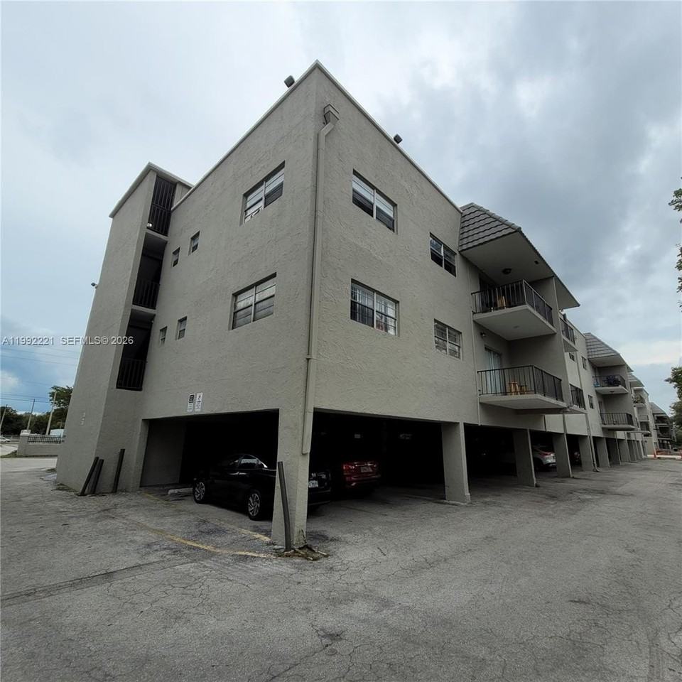 5100 Sw 41st St #229 - Photo 3 of 27