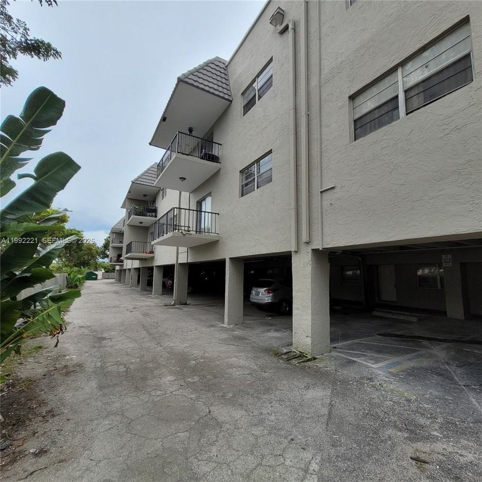 5100 Sw 41st St #229 - Photo 5 of 27