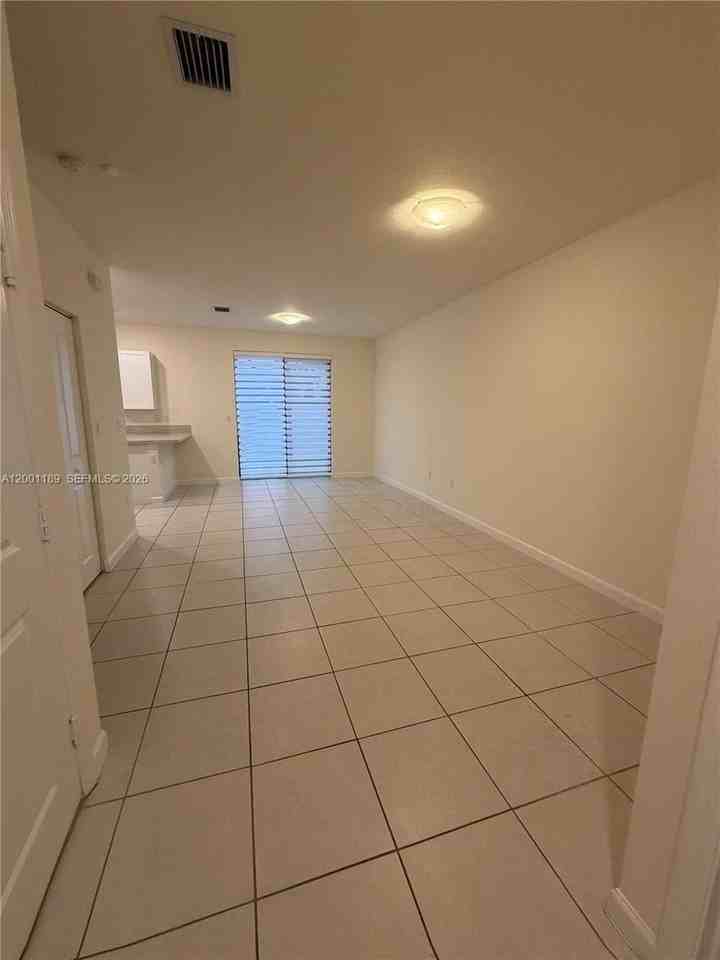 11104 W 33rd Way #0 - Photo 4 of 16