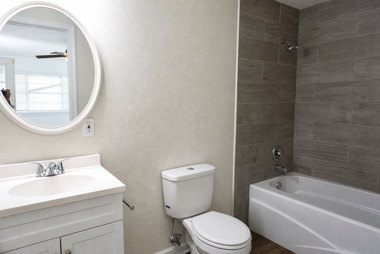 3128 Speight Ave #1 - Photo 5 of 8