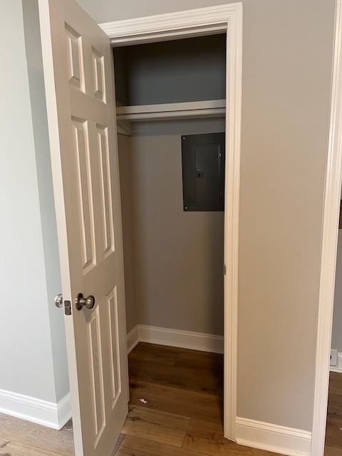 227 E Park Ave #B - Photo 6 of 10