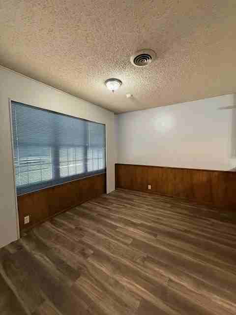 5417 17th St #1 - Photo 5 of 23