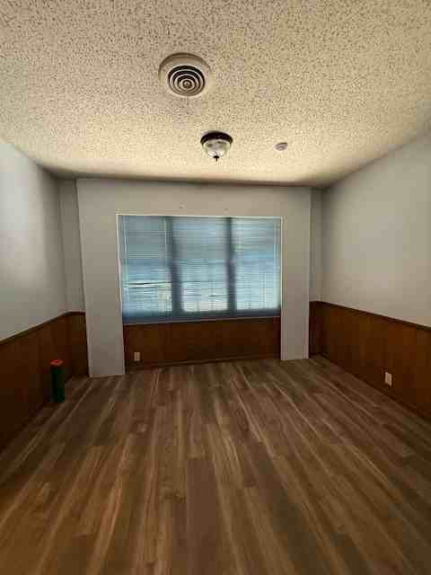 5417 17th St #1 - Photo 6 of 23