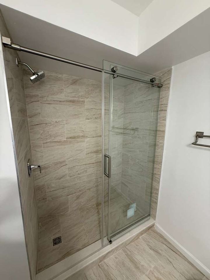 1528 W Chestnut St #B - Photo 7 of 9