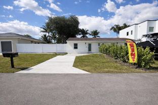4396 Sw 25th Ter #1-2 - Photo 1 of 1