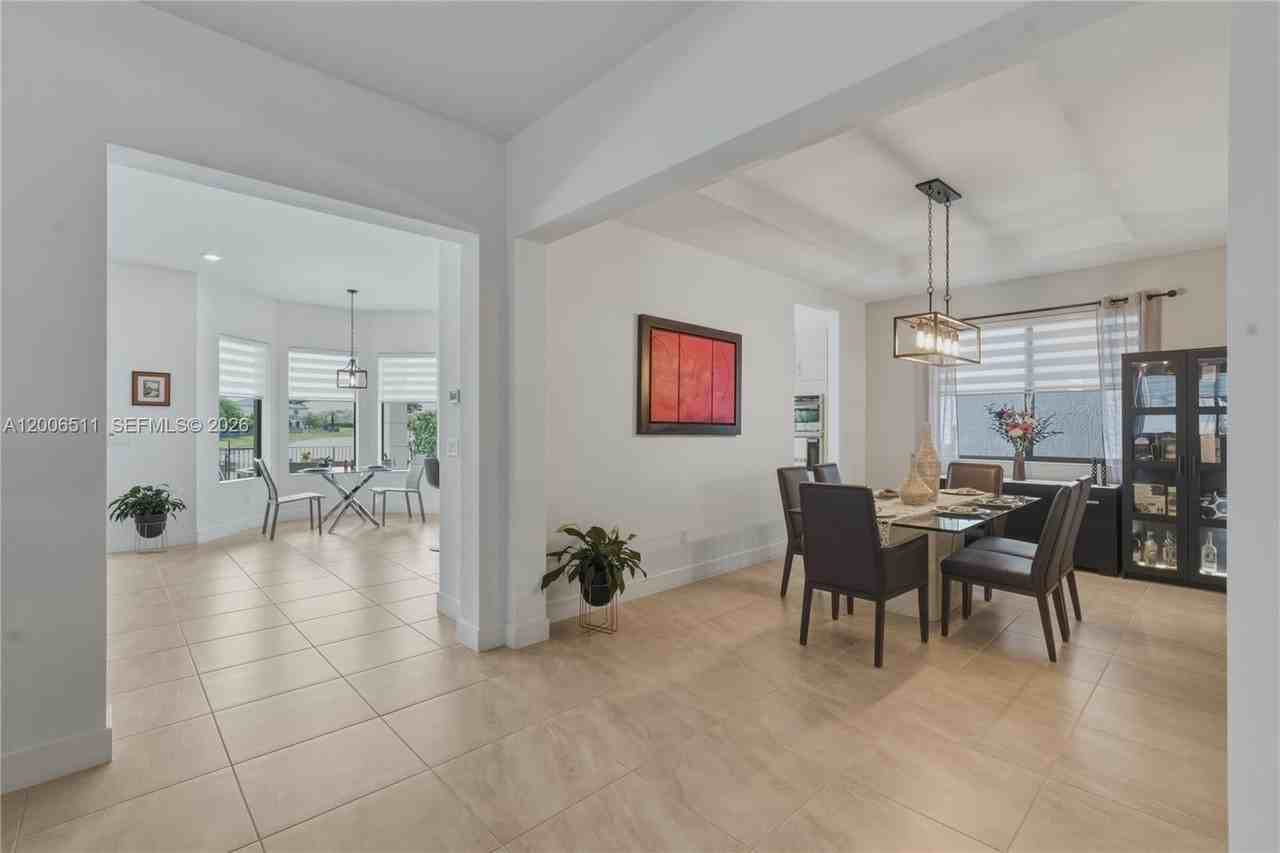 10730 Oceano Way - Photo 7 of 50