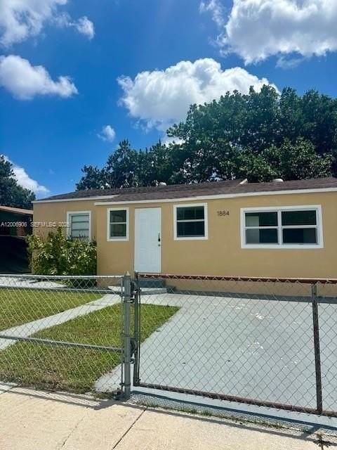 1884 Nw 52nd St #0 - Photo 2 of 18