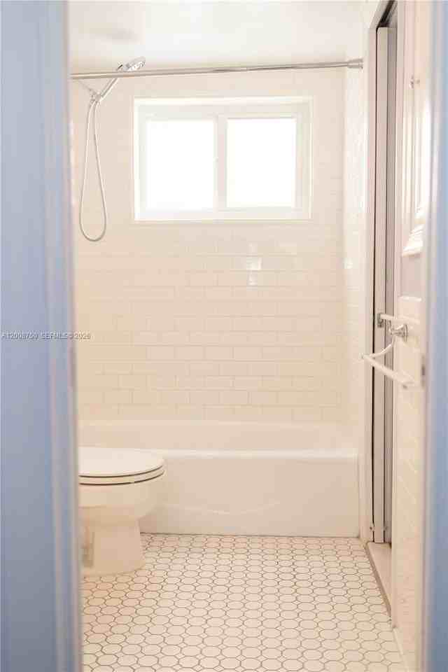 7703 Camino Real #406 - Photo 6 of 24