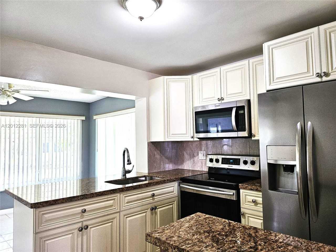 1040 Nw 73rd Ter - Photo 2 of 38