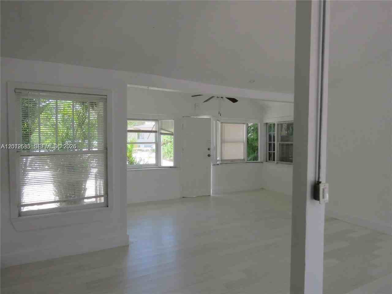 1937 Taylor St #1 - Photo 4 of 13