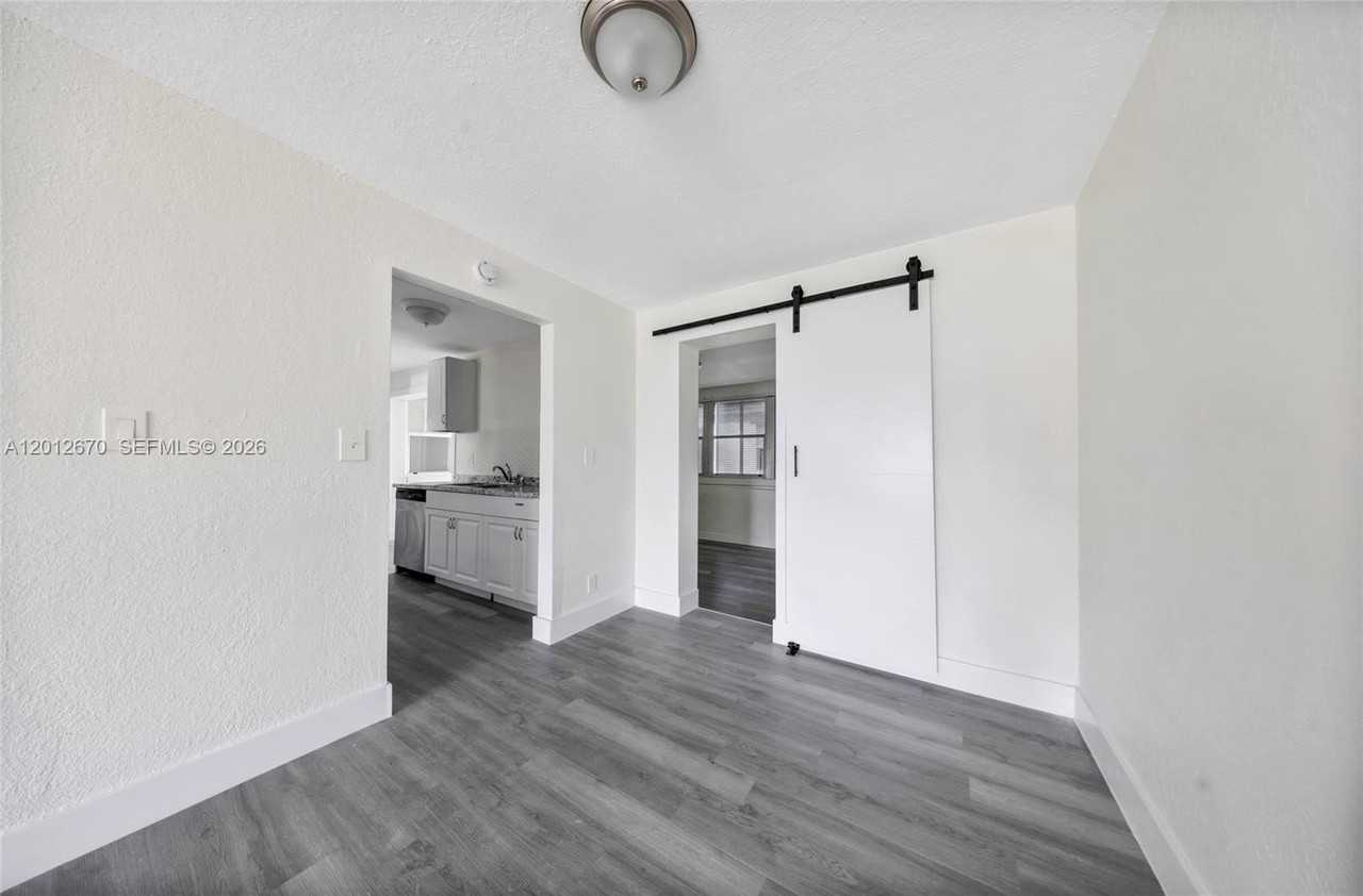 2520 Nw 2nd Dr - Photo 6 of 26
