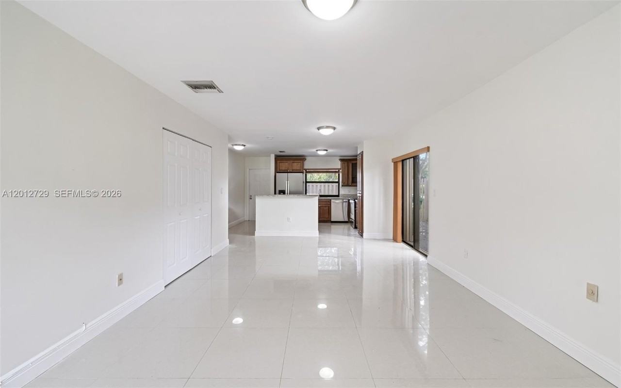 11000 Sw 112th Ave #11000 - Photo 3 of 16