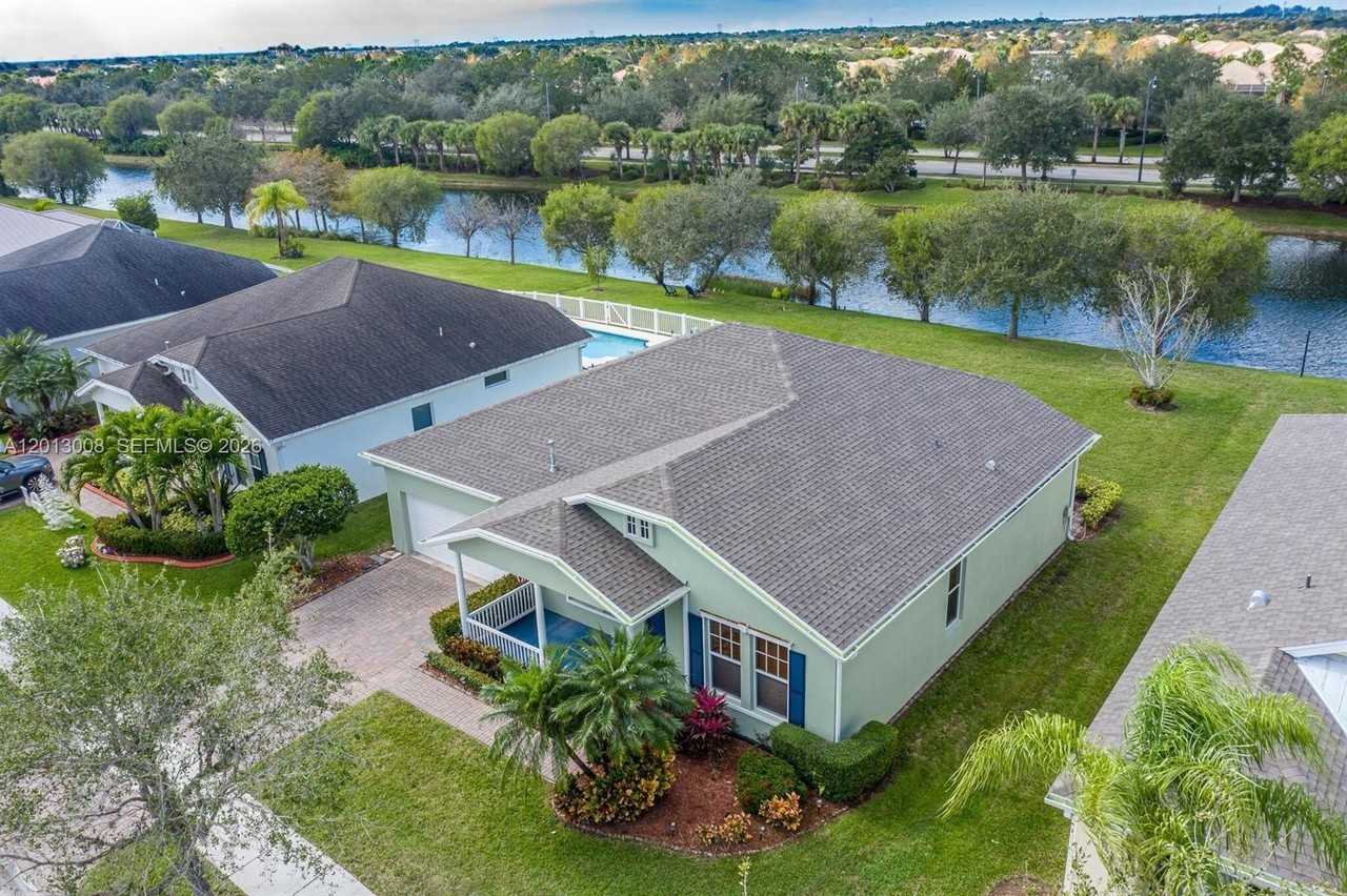 10671 Sw Waterway Ln - Photo 4 of 23