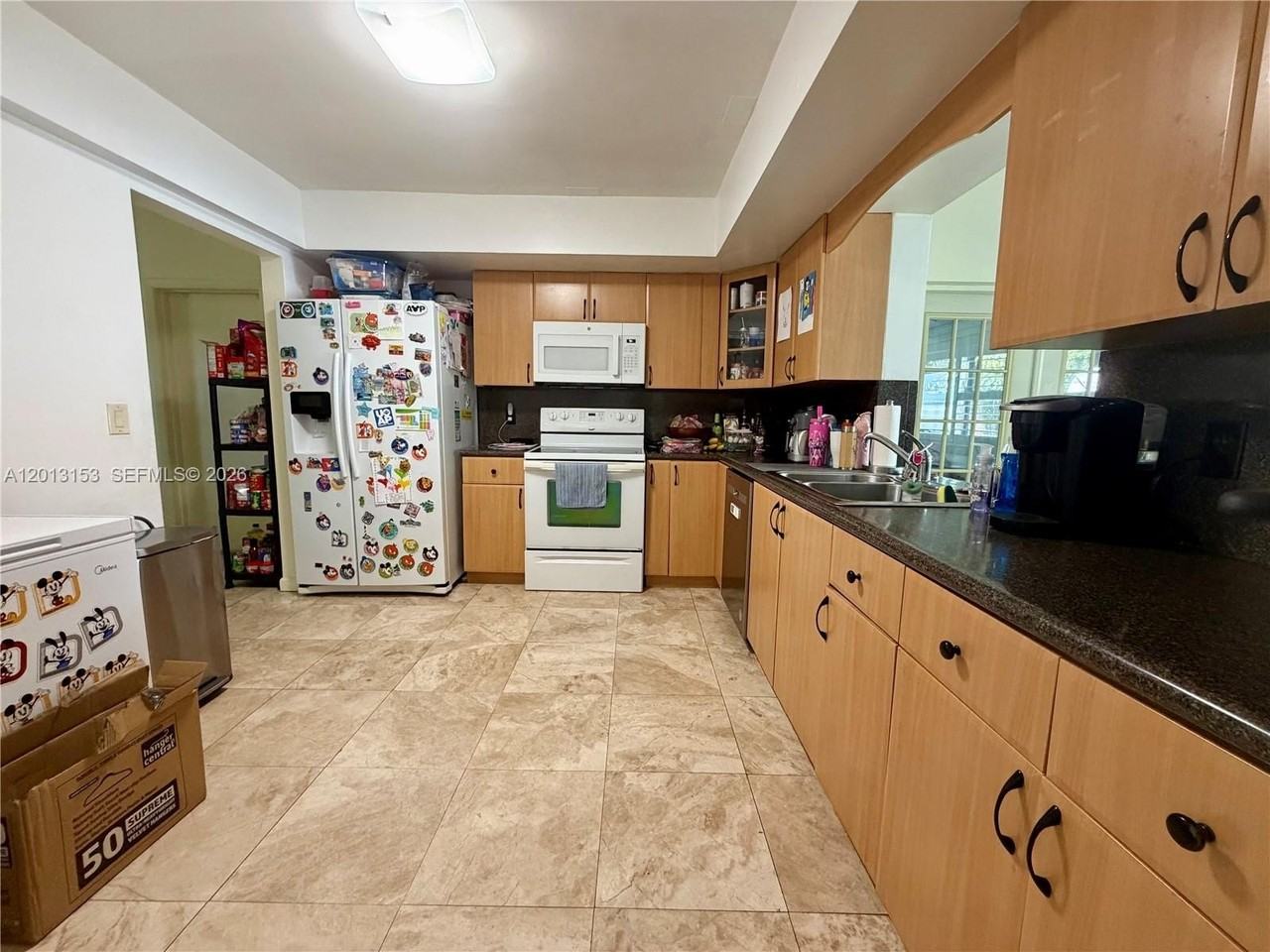 5501 Sw 118th Ave - Photo 6 of 10