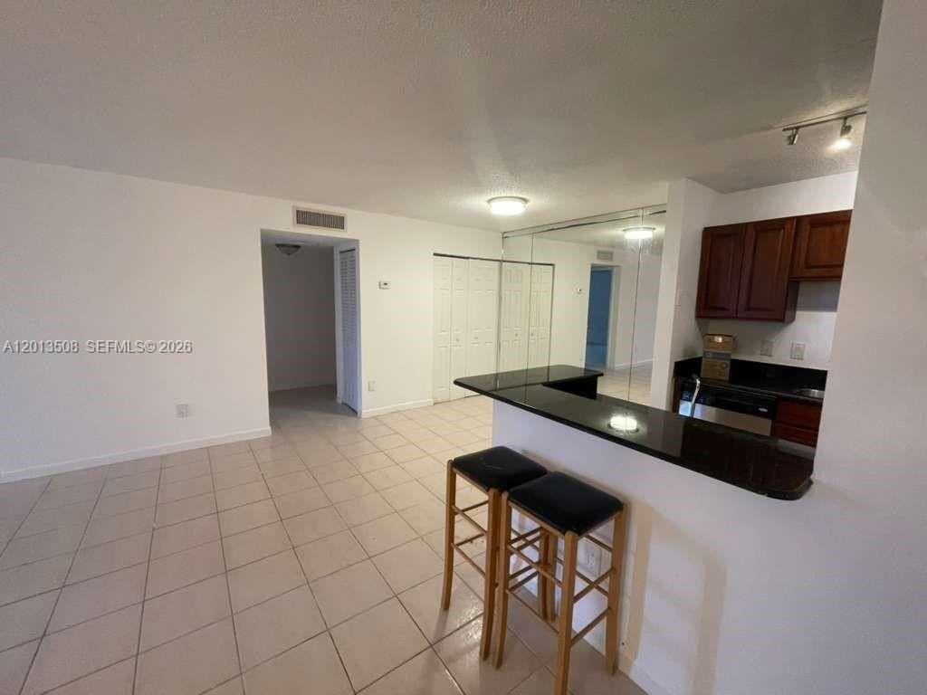 809 Ne 199th St #105-7 - Photo 7 of 15