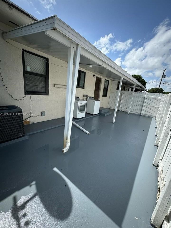 7360 Sw 21st St #7362 - Photo 7 of 9