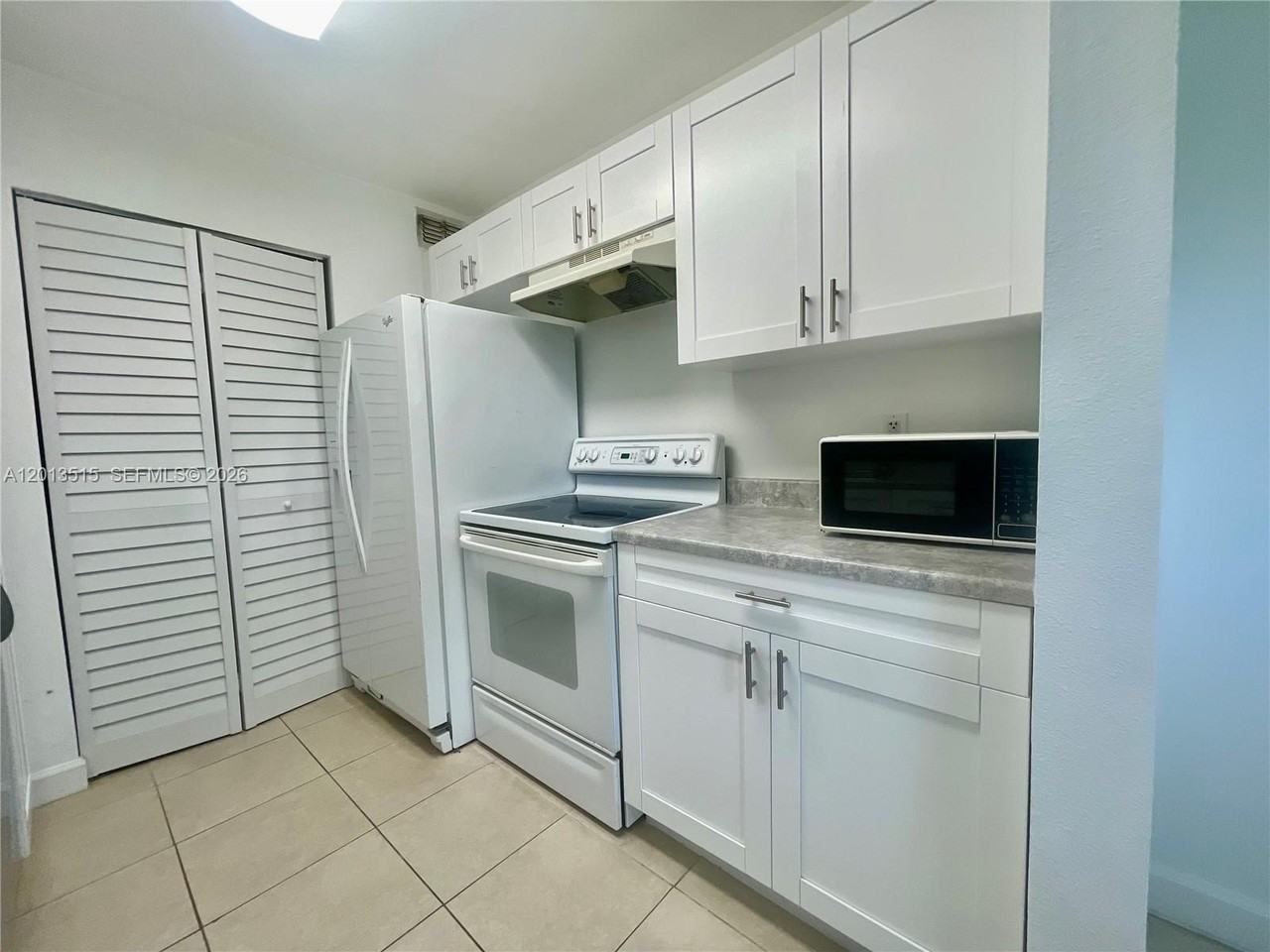 4044 Nw 87th Ave #4044 - Photo 4 of 22