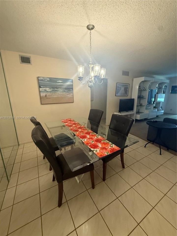 4401 Martinique Ct #B2 - Photo 7 of 10
