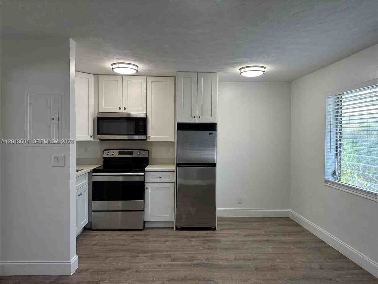 4246 Seagrape Dr #1 - Photo 7 of 23
