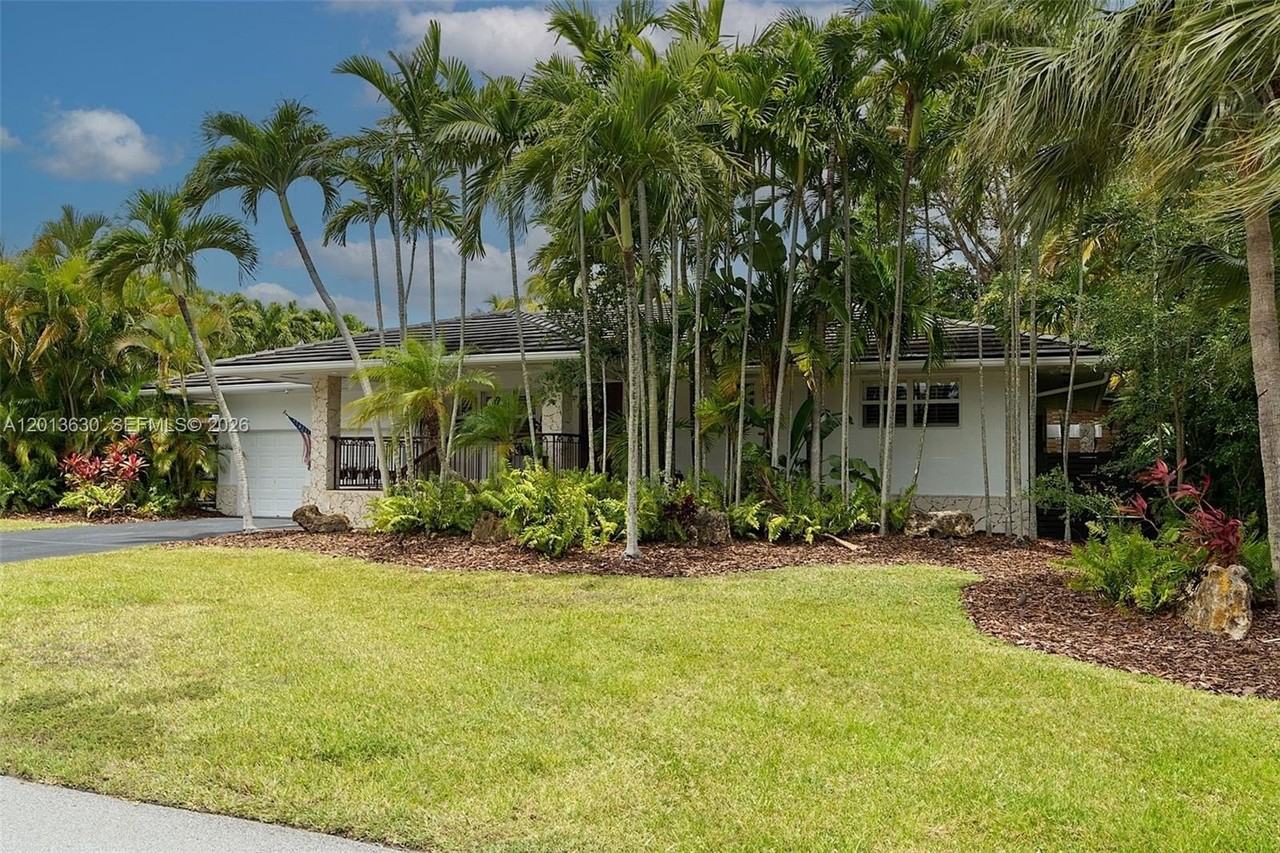 8745 Sw 182nd Ter - Photo 7 of 50
