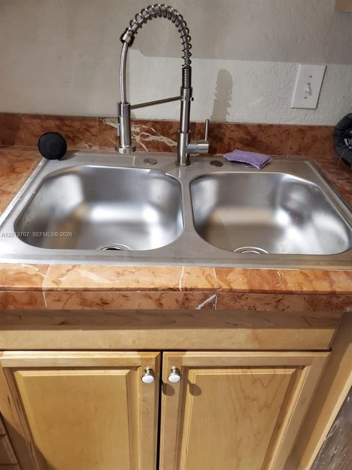 3015 Nw 118th Dr #124E - Photo 5 of 5