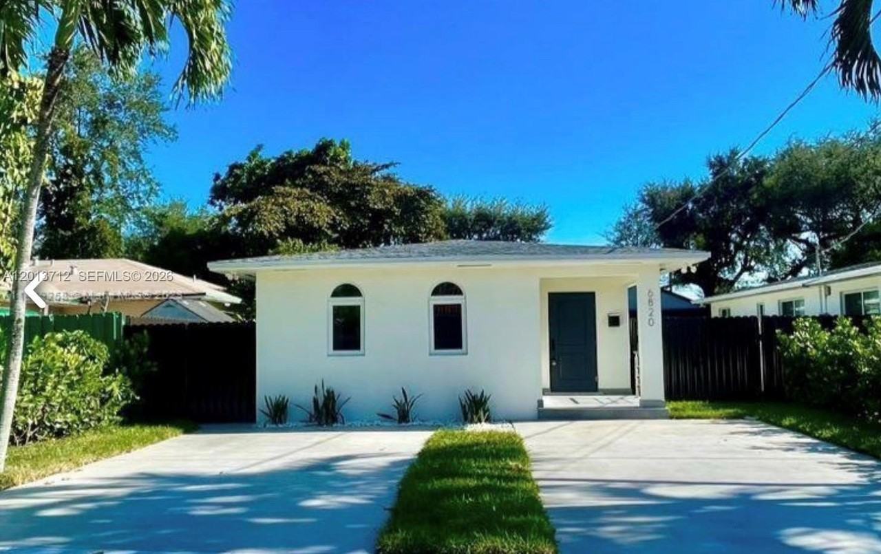 6820 Sw 13th Ter #6820 - Photo 2 of 26