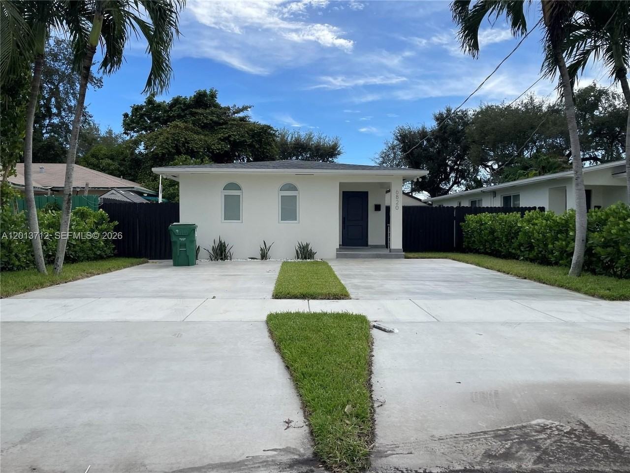 6820 Sw 13th Ter #6820 - Photo 3 of 26