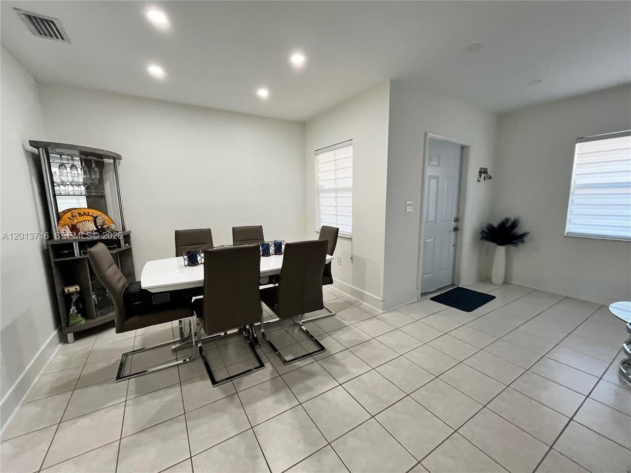 6224 Sw 139th Ave - Photo 7 of 21