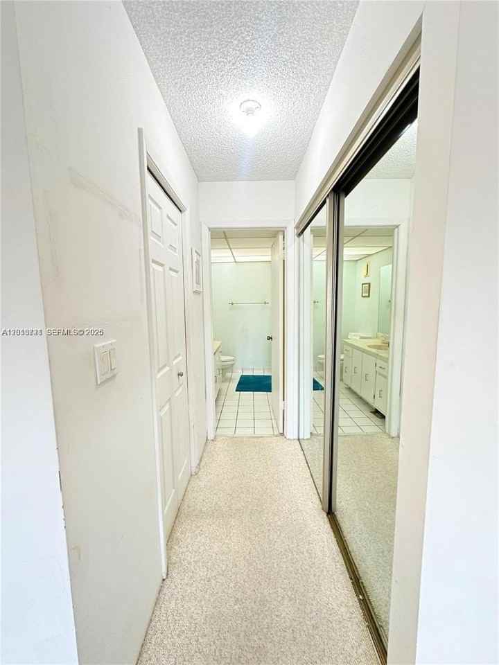 240 Lakeview Dr #212 - Photo 7 of 11