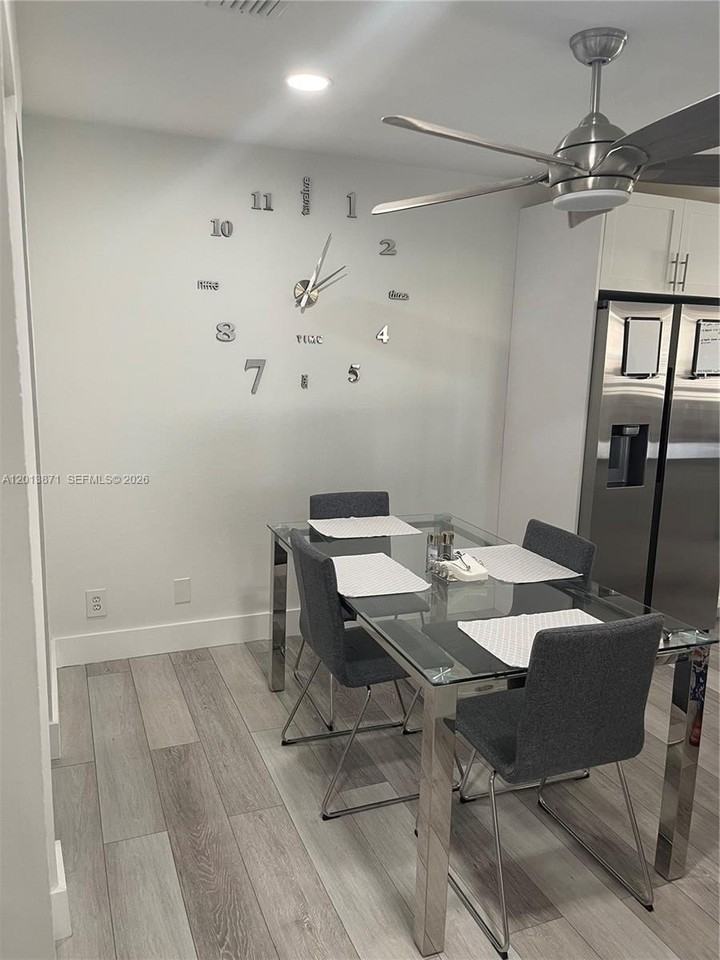 2665 Nw 99th Ave #2665 - Photo 4 of 34
