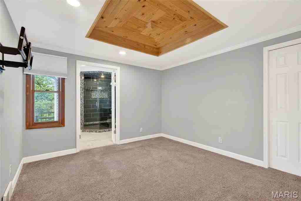 112 Robin Hill Ln - Photo 5 of 30