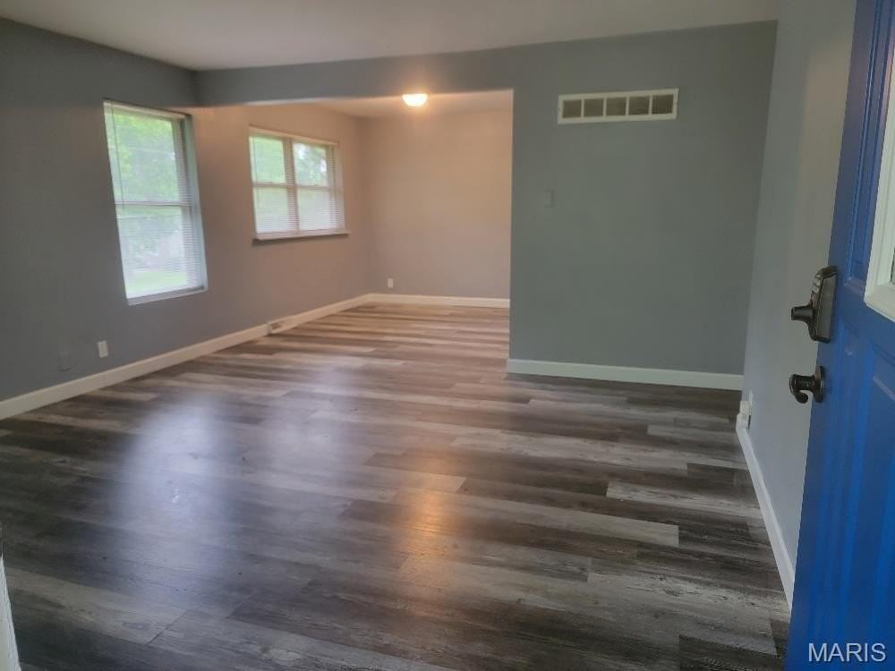 6128 Fee Fee Rd - Photo 6 of 22