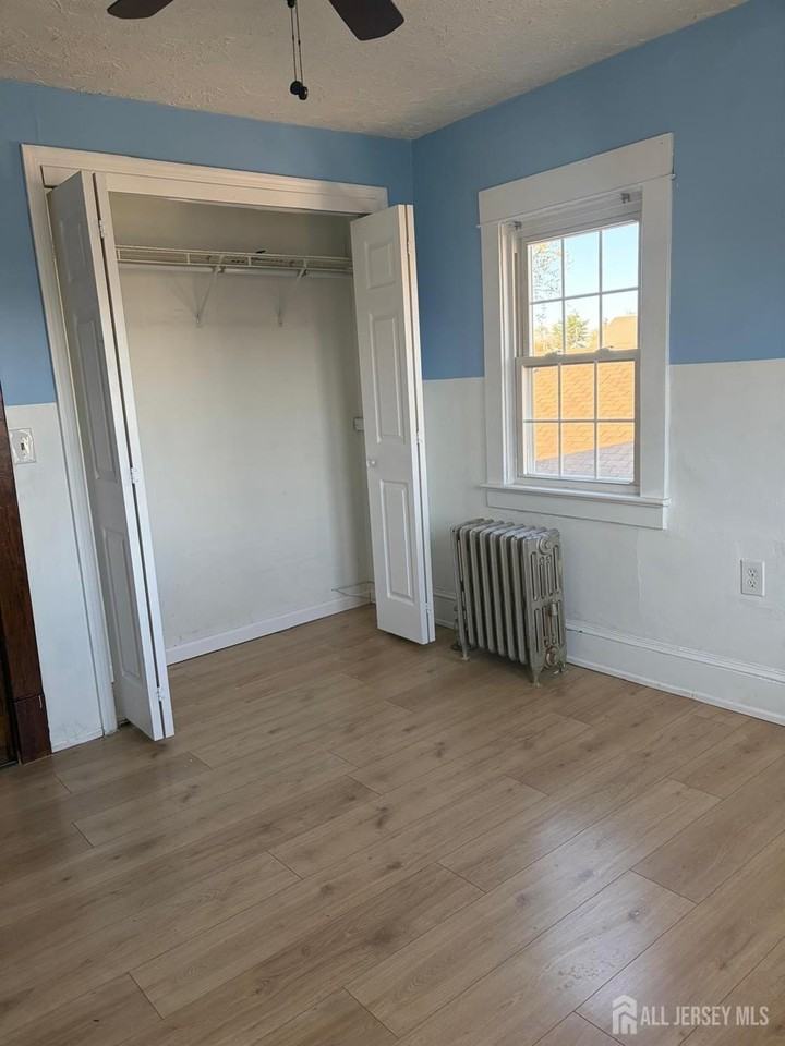 138 Luther Ave - Photo 6 of 21