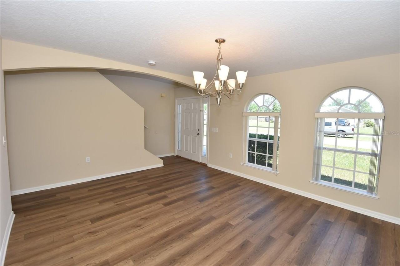 37 Buttermill Dr - Photo 4 of 41